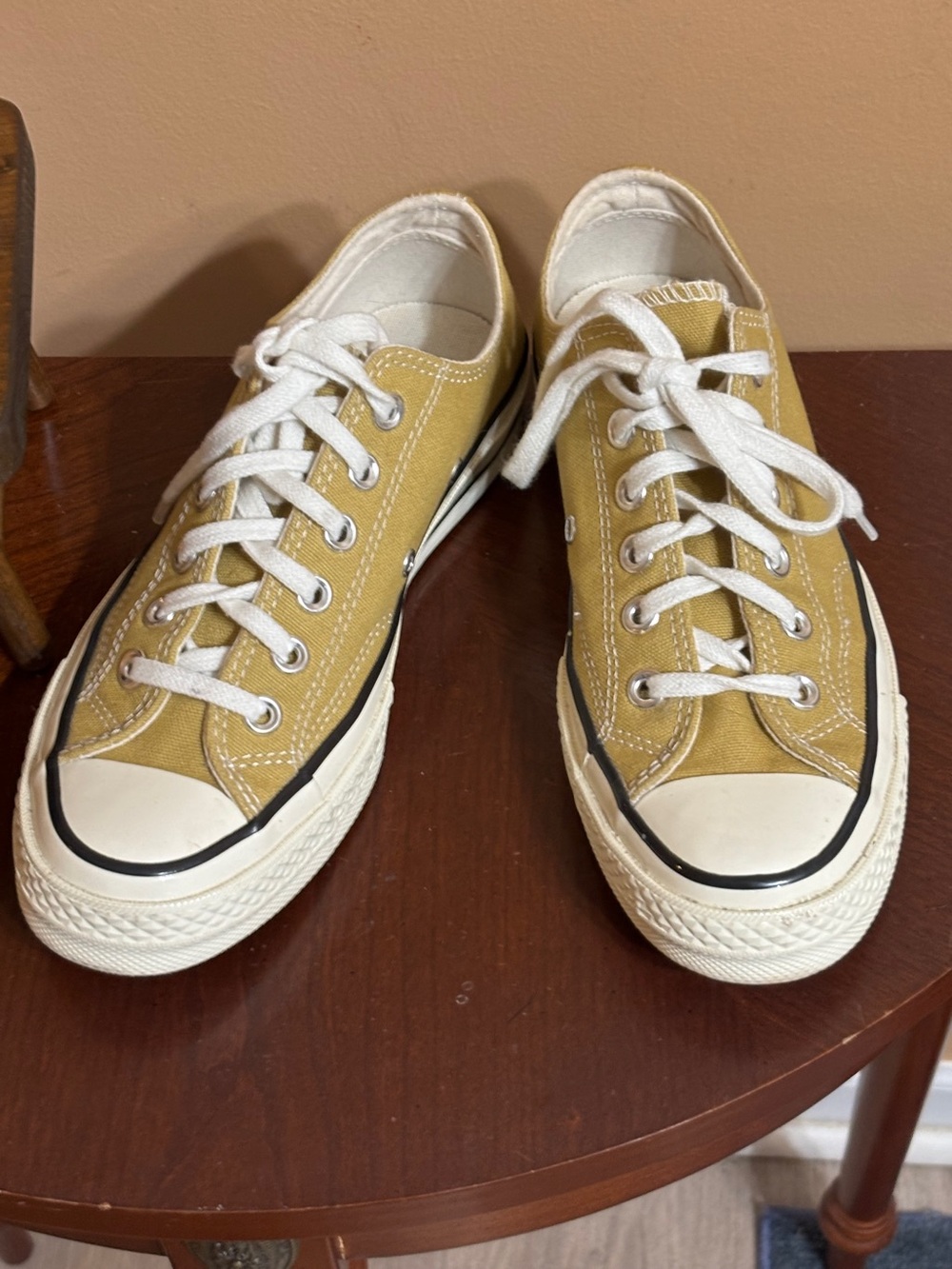 Converse Chuck Taylor All Star '70s Tan Low-Top Sneakers Unisex Men’s Size 4.5